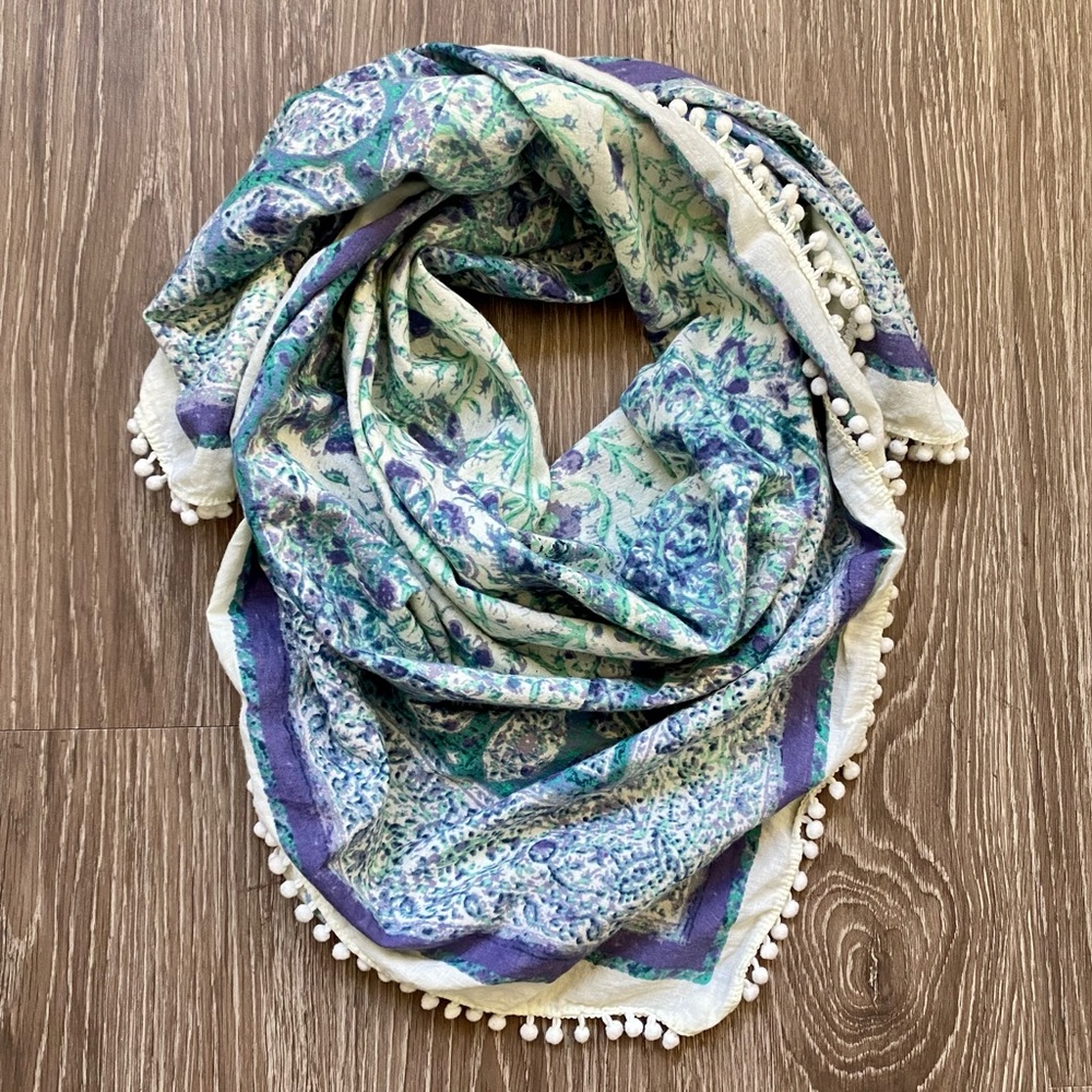American Eagle floral triangle scarf